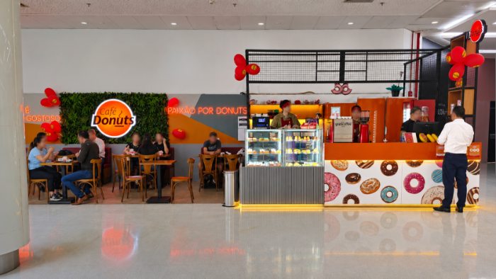 Vitrine Café Donuts
